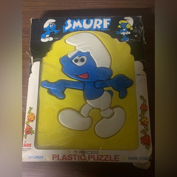 illco Other - Vintage Illco Smurf 1987 11piece Puzzle